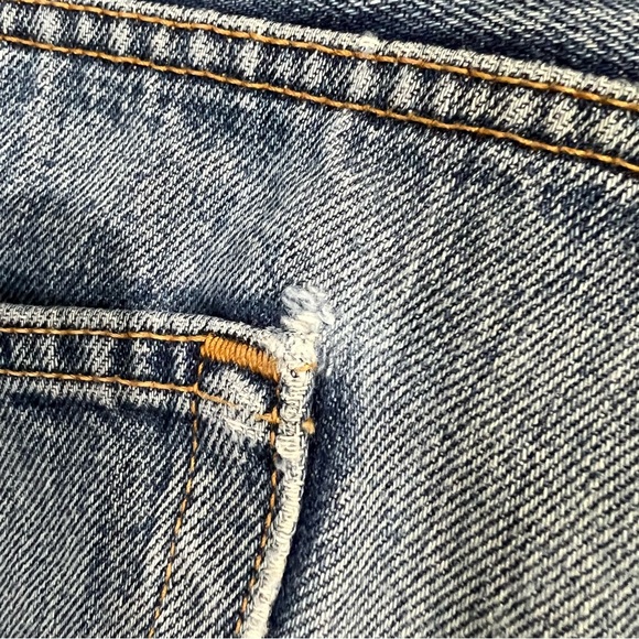 36x36 Vintage 90s Y2K Levi's 501 Button Fly Mexico Medium Wash Dad Jeans *Flawed - Picture 10 of 16